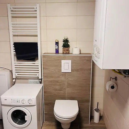 Vadvirag Apartmanhaz Gyomaendrod