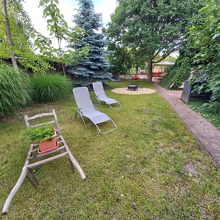 Vadvirag Apartmanhaz